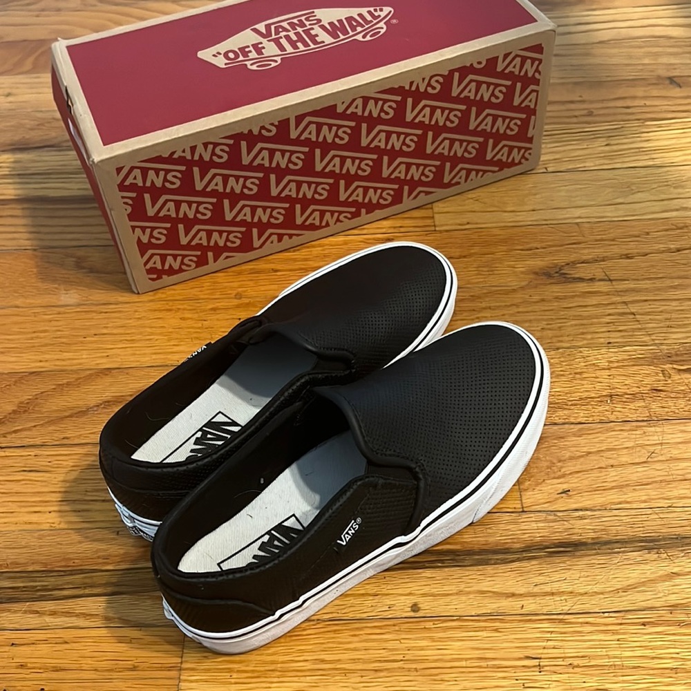 Vans Asher slip ons perforated leather SIZE 7